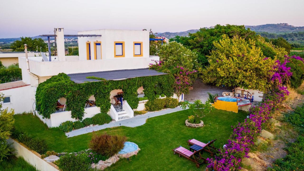 Villa Marqua Kalavárda 外观 照片