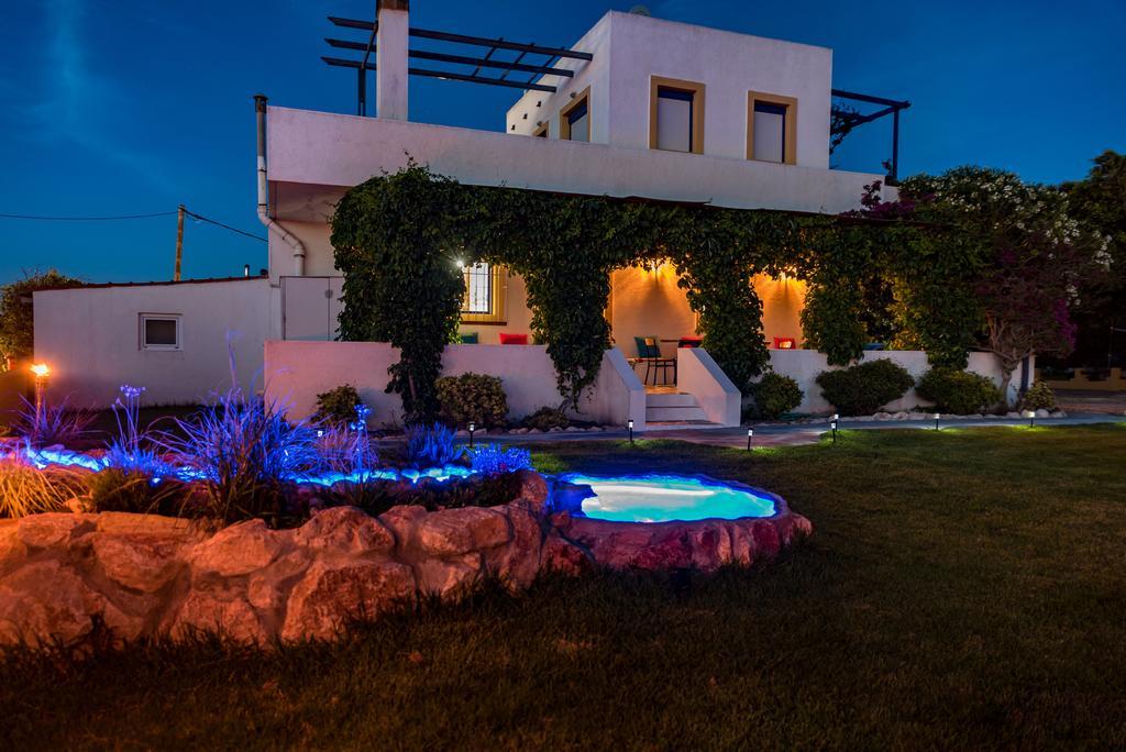 Villa Marqua Kalavárda 外观 照片